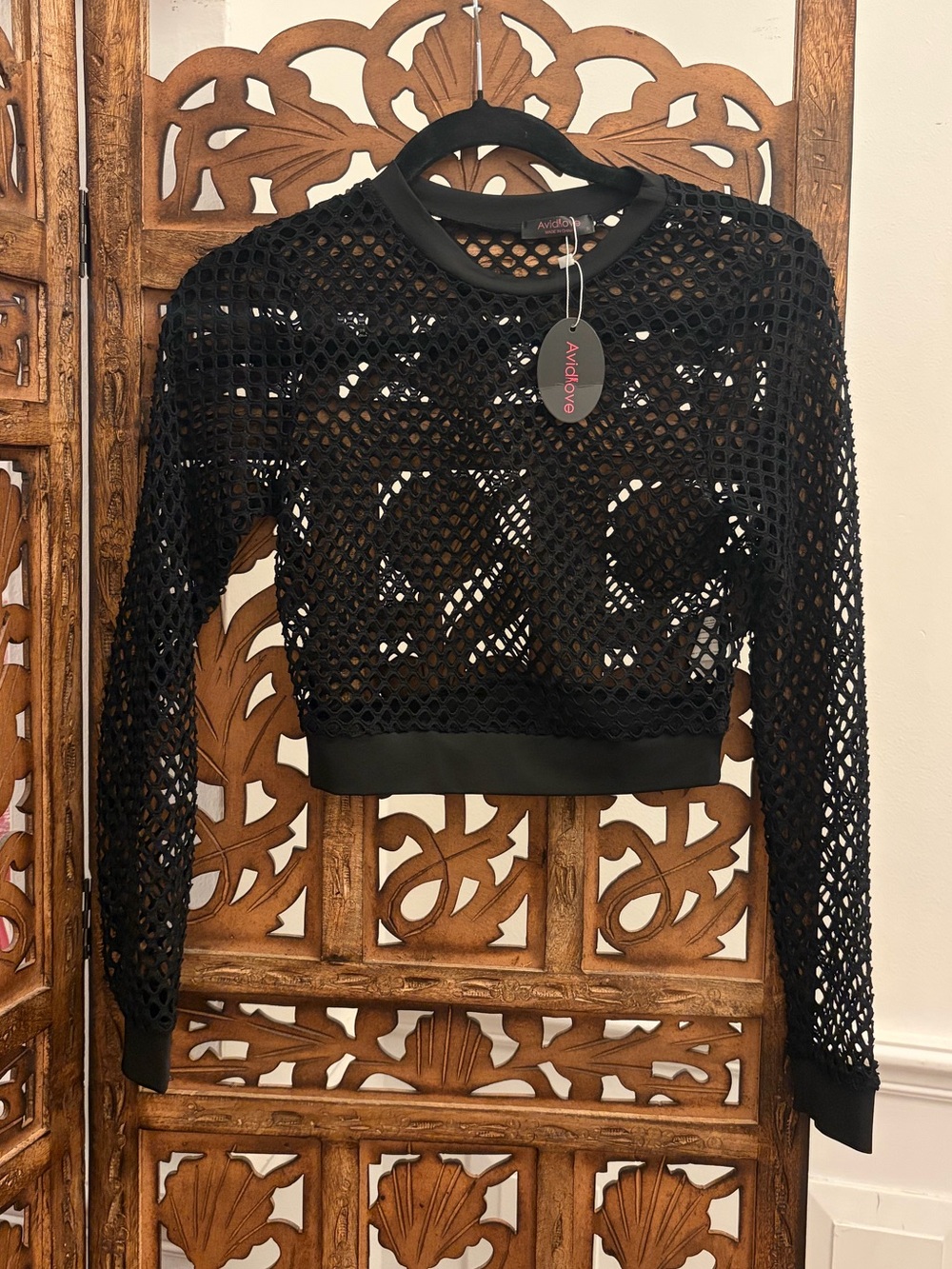 Avidlove Black Fishnet Mesh Long Sleeve Crop Top NWT - Picture 3 of 4